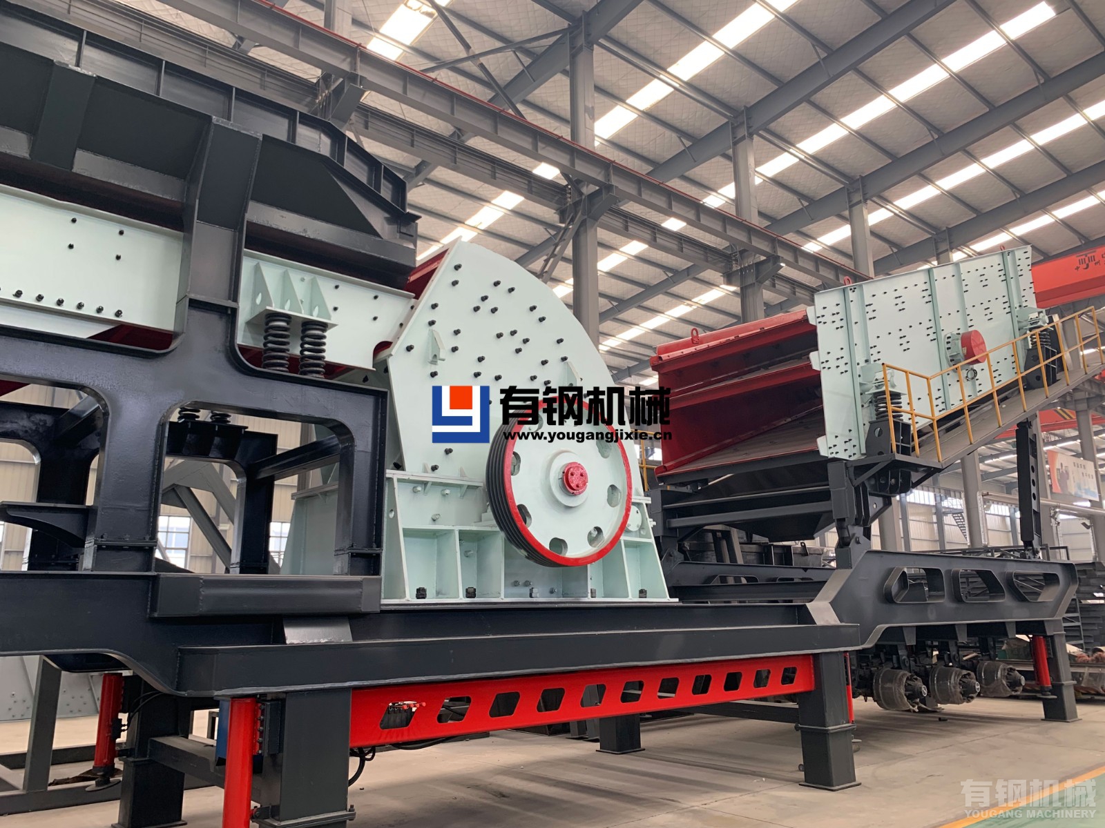 建筑垃圾破碎用什么破碎機？